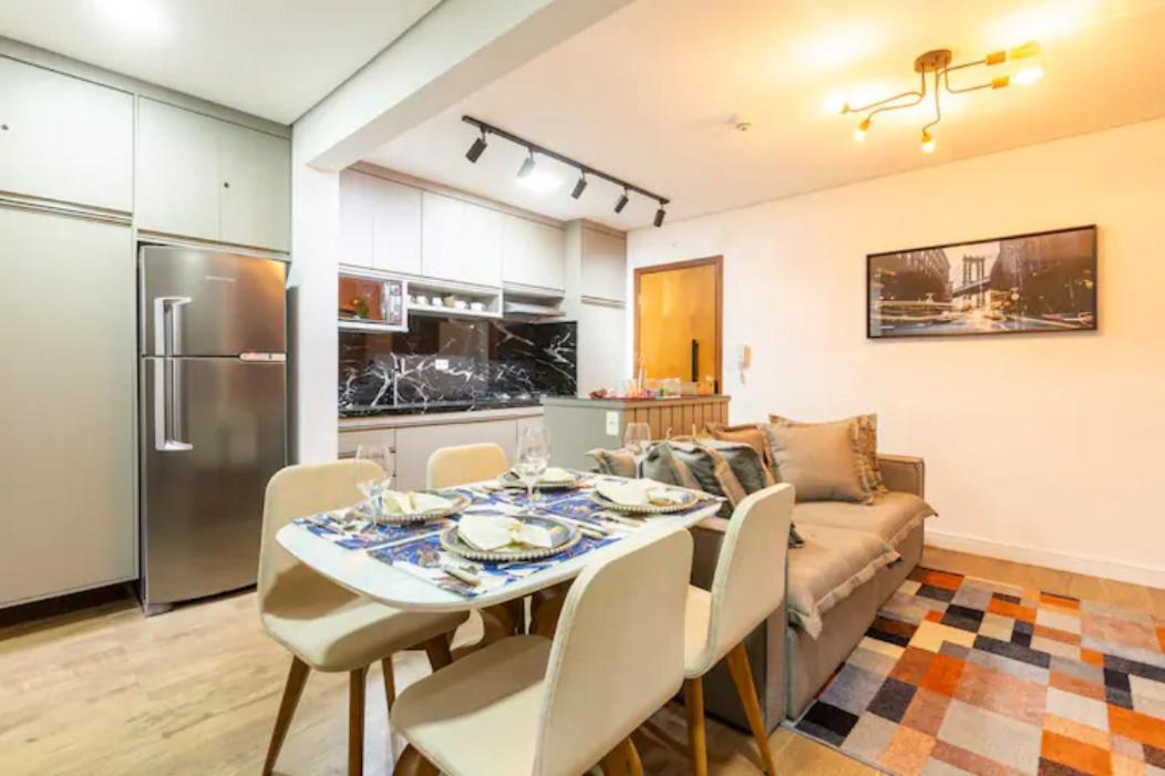 Nosso Loft Encantador Em กังโปสดูจอร์เดา ภายนอก รูปภาพ