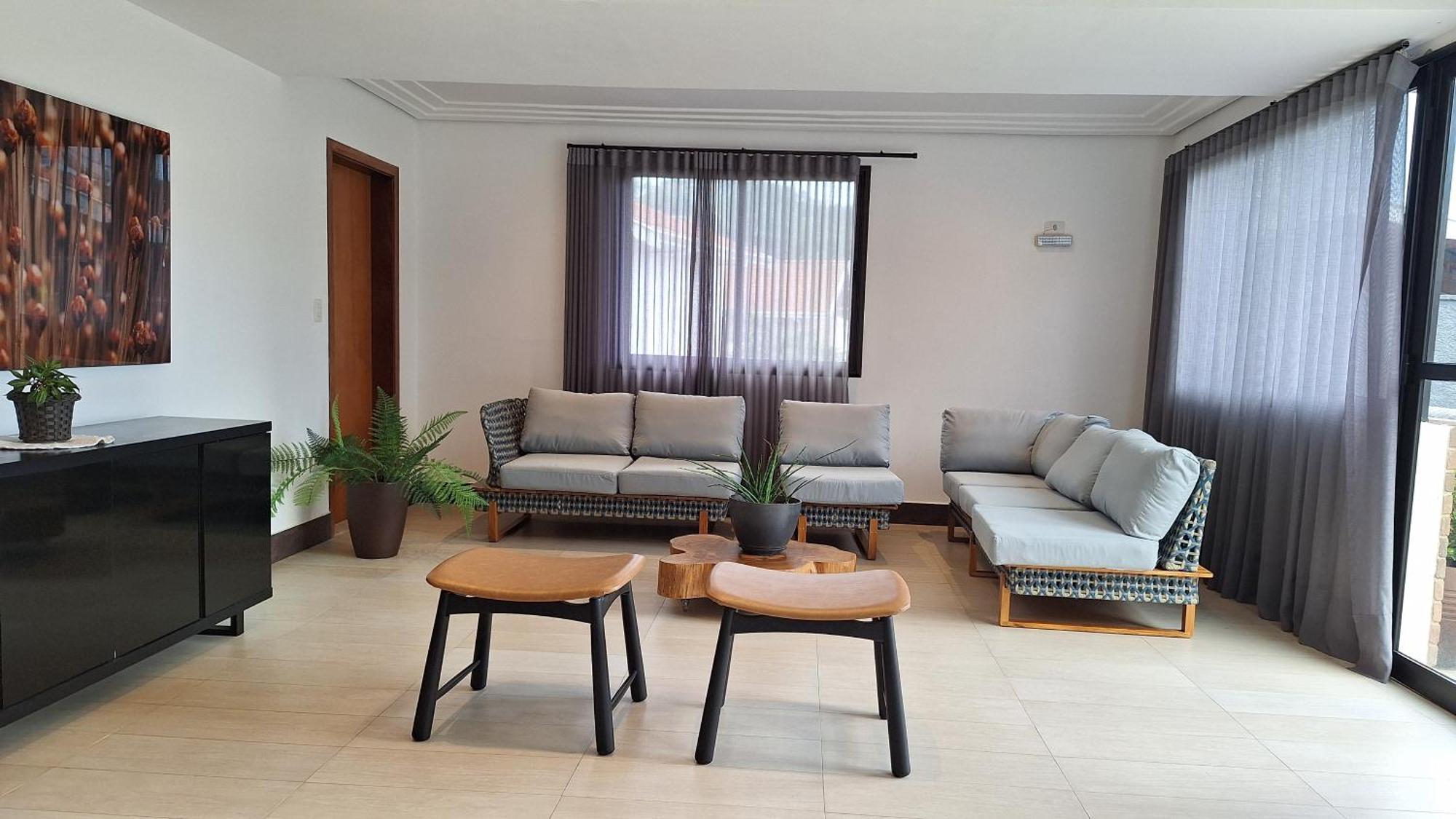 Nosso Loft Encantador Em กังโปสดูจอร์เดา ภายนอก รูปภาพ